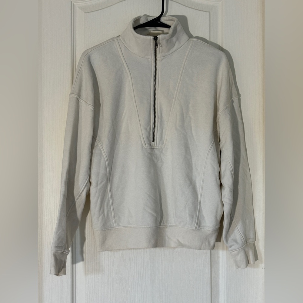 Universal Thread Oatmeal Quarter Zip Pullover Sweatshirt Size M Funnel Neck